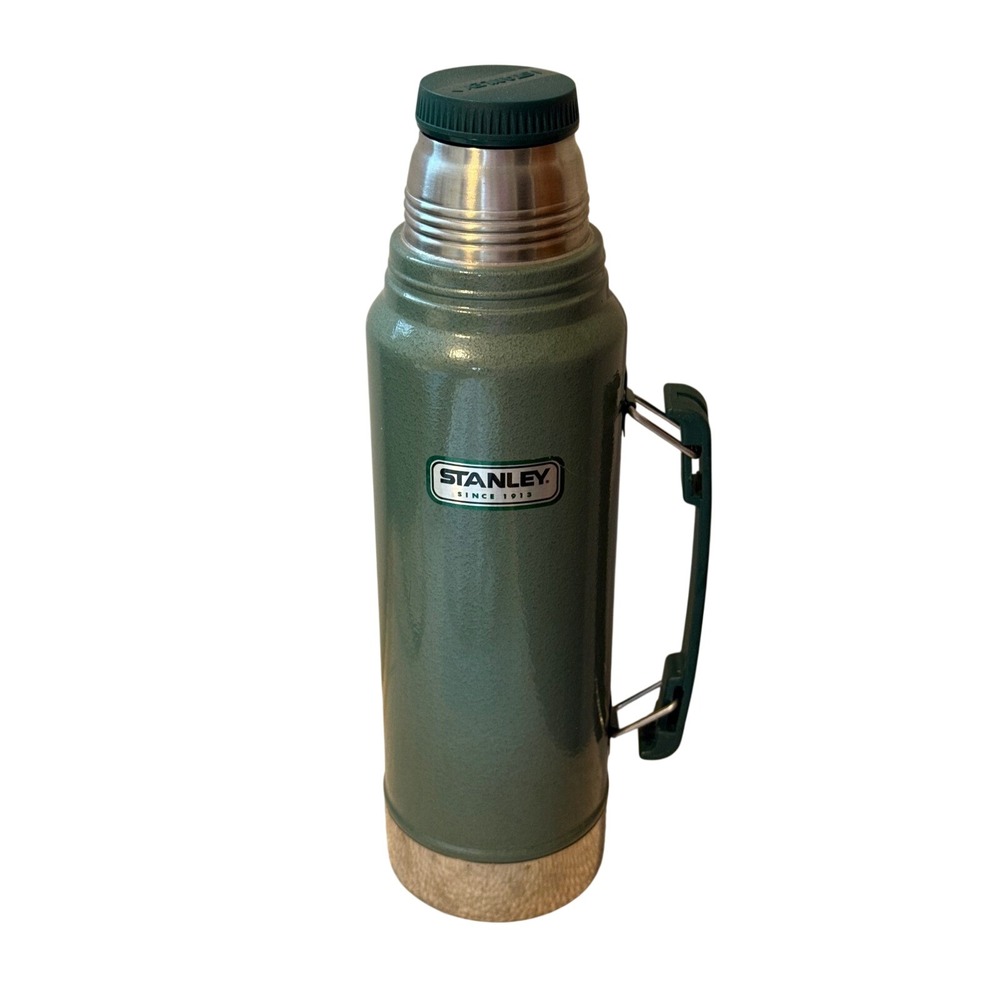 Stanley Classic Vacuum Bottle 1.1qt 1L Hammertone Green Thermos with Handle